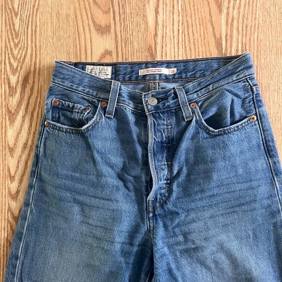 Levi Wide Leg Jeans - Picture 2 of 4